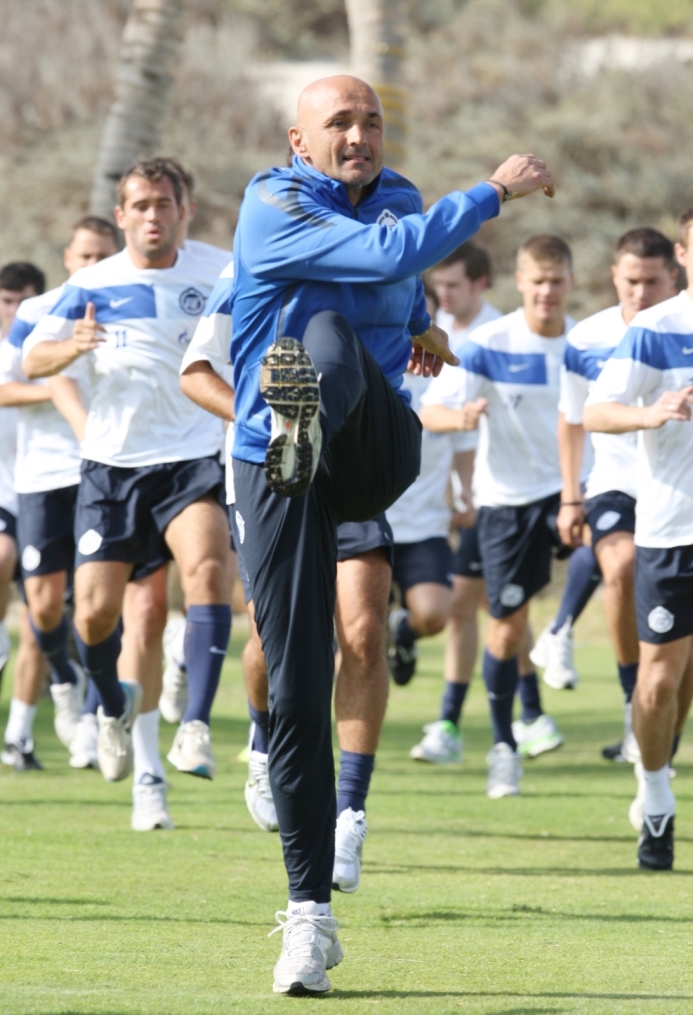 Первая тренировка «Зенита» на предсезонном сборе Объединённые Арабские Эмираты