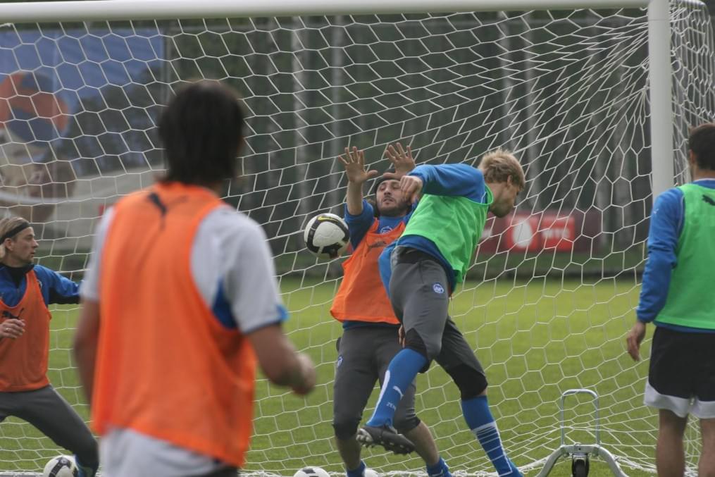 Открытая тренировка команды ФК «Зенит» в Удельном парке перед матчем с ФК «Динамо»