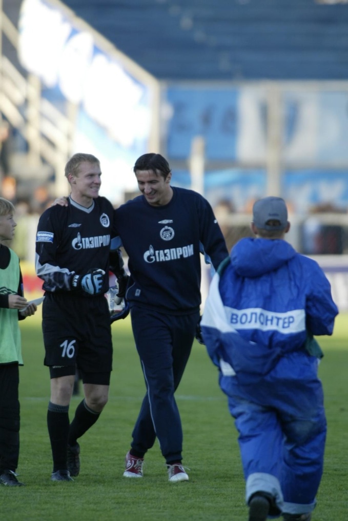 2004 год. «Крылья Советов» — «Зенит».