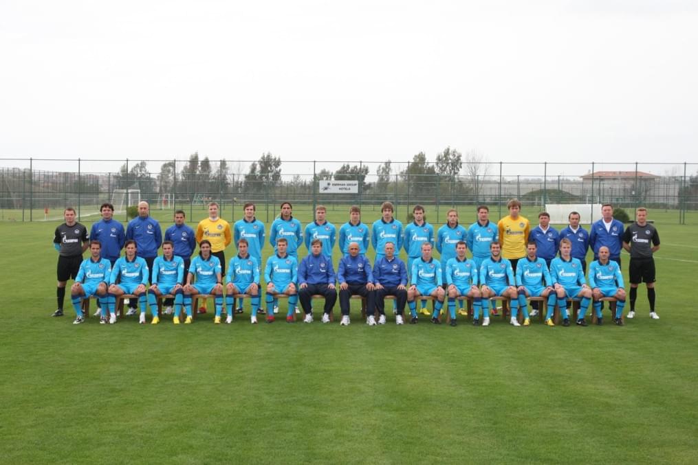 Групповая фотография команды «Зенит» сезона 2010