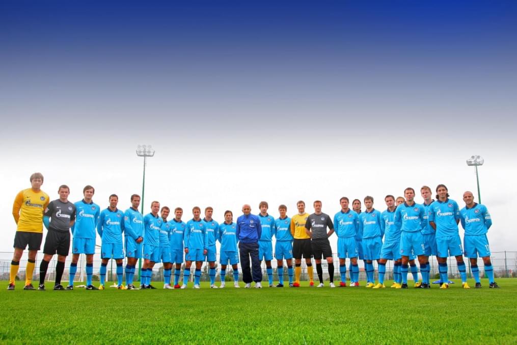 Групповая фотография команды «Зенит» сезона 2010