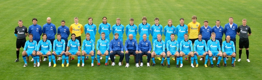 Групповая фотография команды «Зенит» сезона 2010