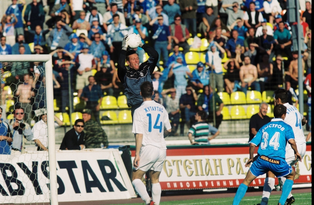 2002 год. «Зенит» — «Динамо» Москва.