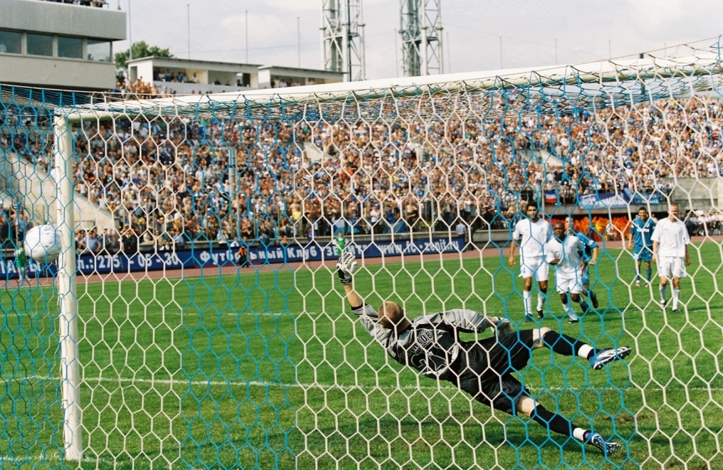 2003 год.«Зенит».- «Крылья Советов».