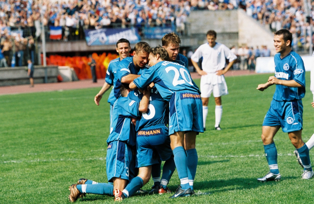 2003 год.«Зенит».- «Крылья Советов».