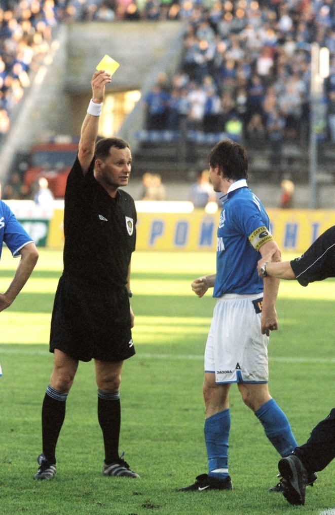 2002 год. «Зенит» — «Сатурн».