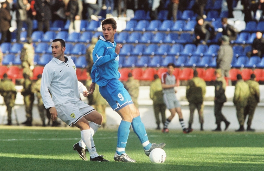 2002 год. «Анжи» — «Зенит».