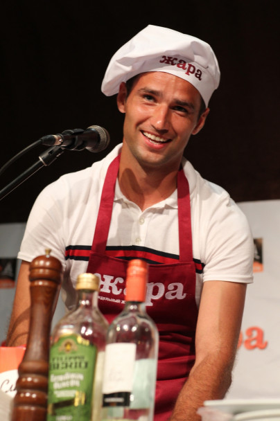 Роман Широков в кулинарном мастер—
