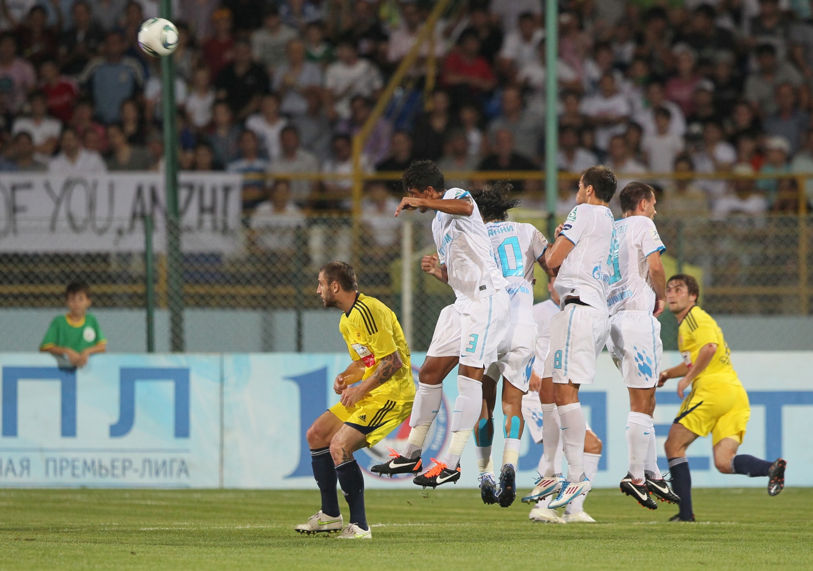 Чемпионат России 2011/2012, 17, Анжи:Зенит