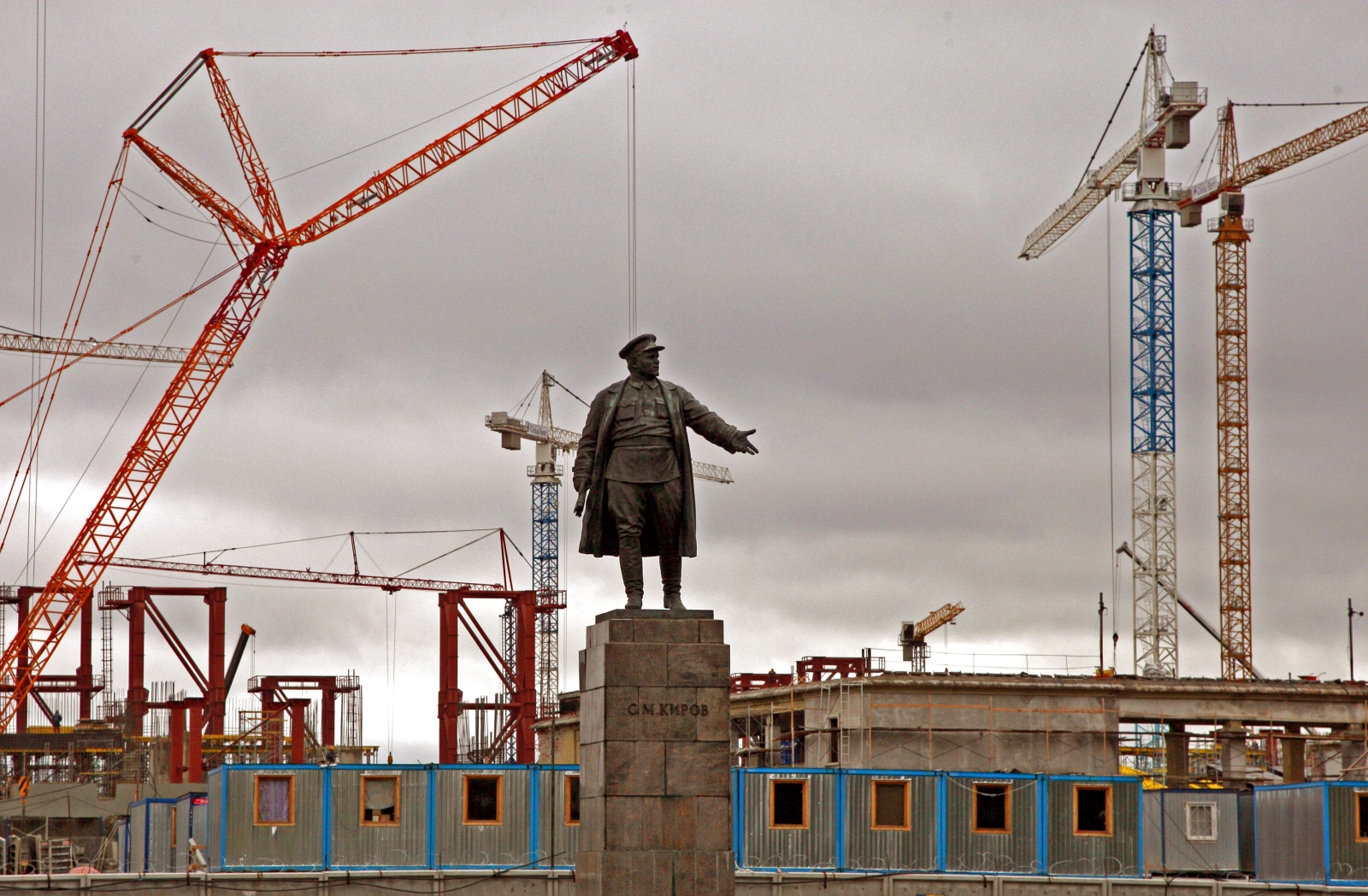 Строительстов нового стадиона  на Крестовском острове