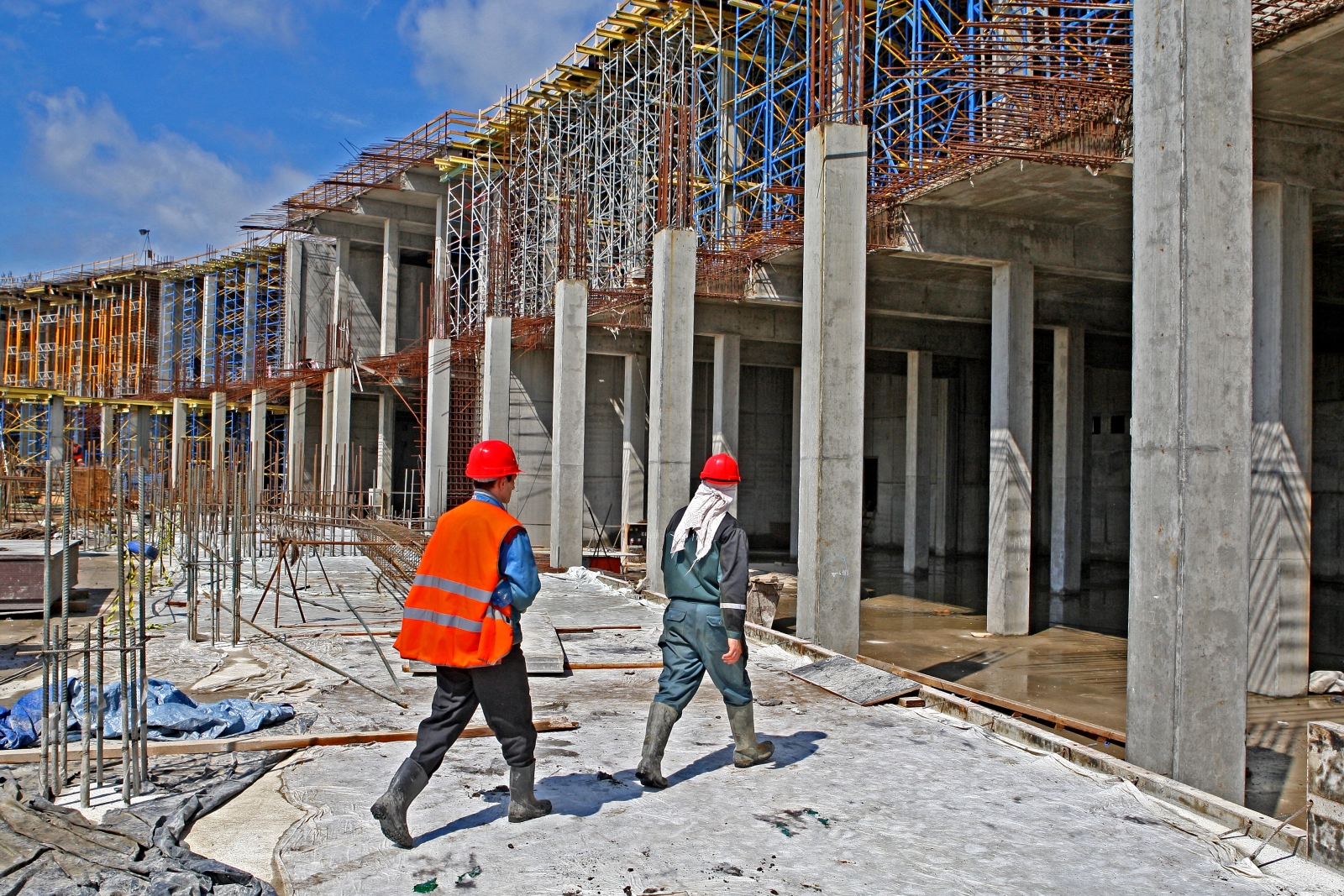 Строительстов нового стадиона  на Крестовском острове