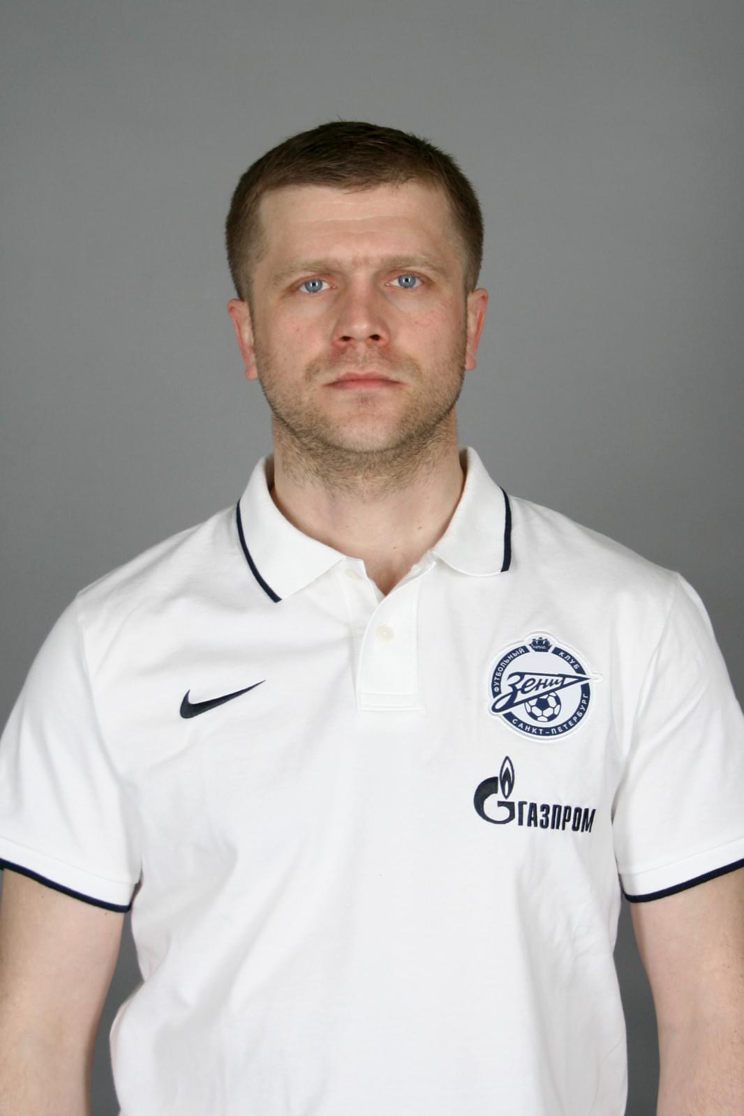 Фотосессия персонала Академии ФК «Зенит»