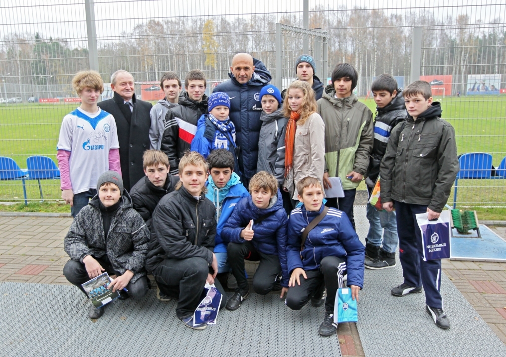 Дети в гостях у «Зенита»