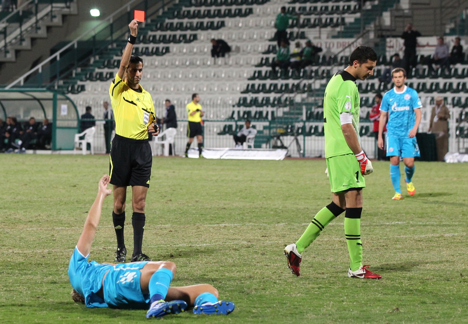Matchworld Cup Dubai 2012 Матч Зенит — ОС Узбекистана