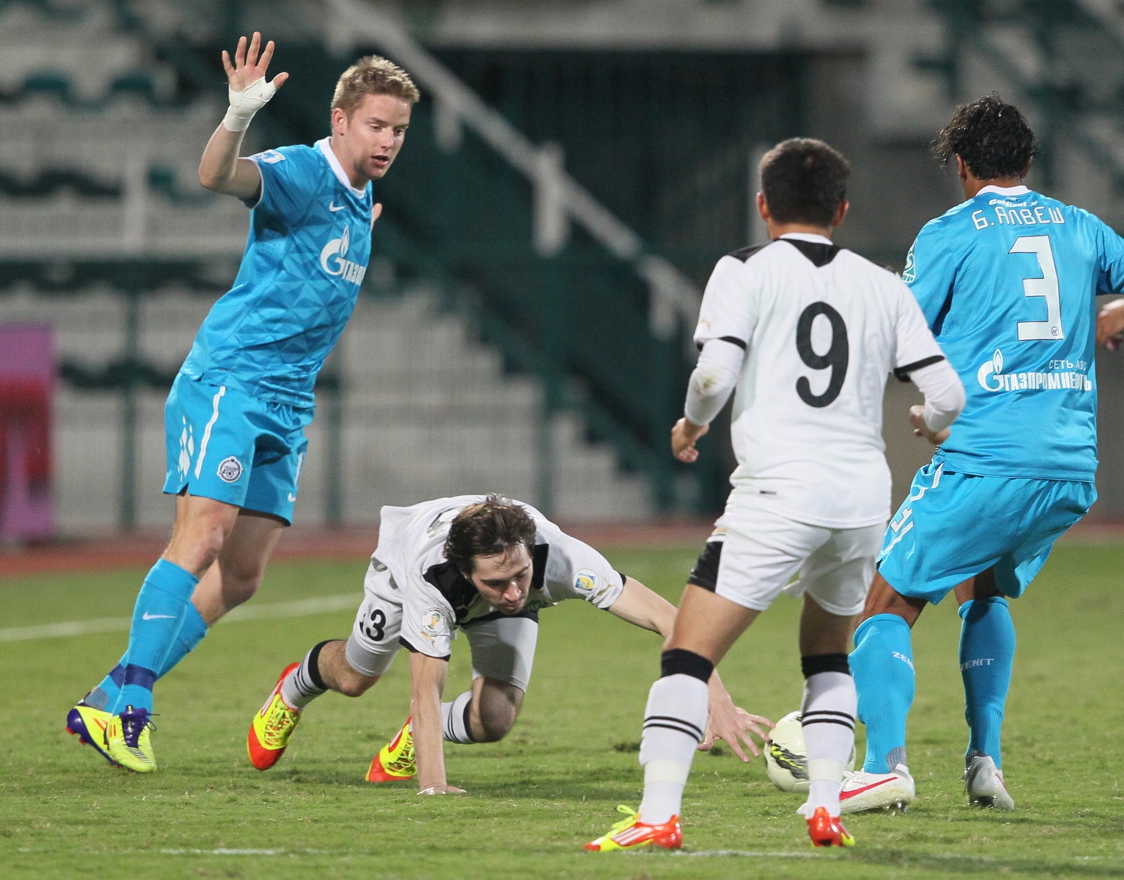 Matchworld Cup Dubai 2012 Матч Зенит — ОС Узбекистана