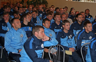 Семинар тренера «Фулхэма» Джефты Брессера