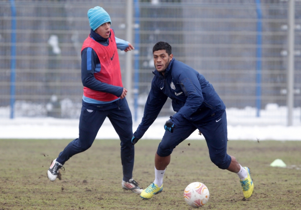 «Зенит»  провел  тренировку в Удельном парке.