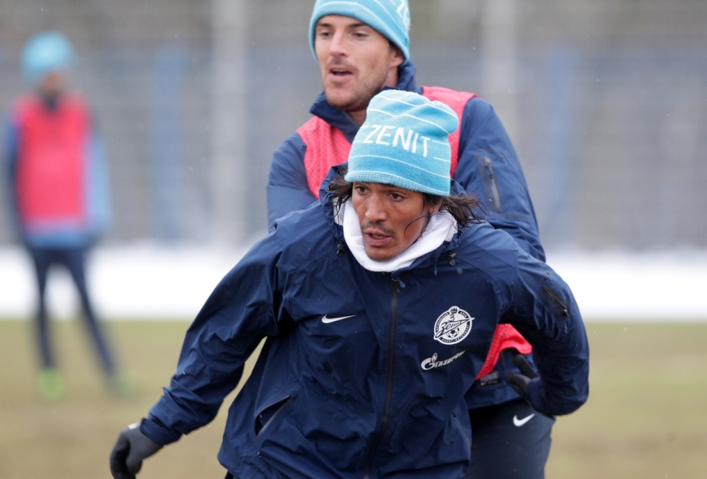 «Зенит»  провел  тренировку в Удельном парке.