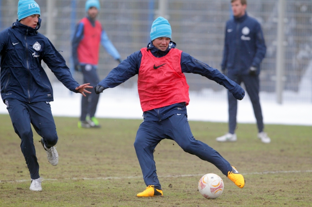 «Зенит»  провел  тренировку в Удельном парке.