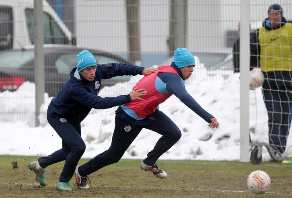 «Зенит»  провел  тренировку в Удельном парке.