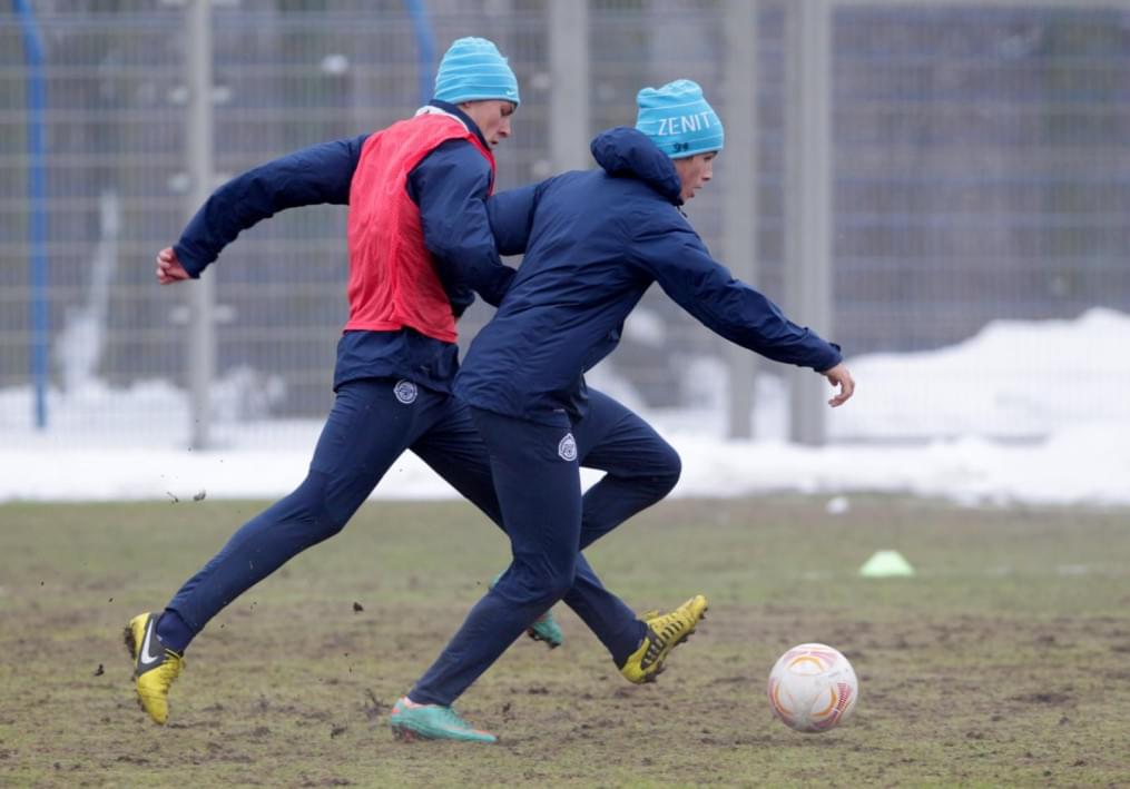 «Зенит»  провел  тренировку в Удельном парке.