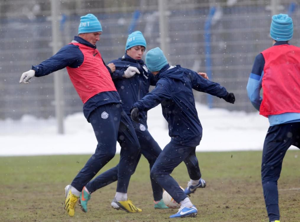 «Зенит»  провел  тренировку в Удельном парке.