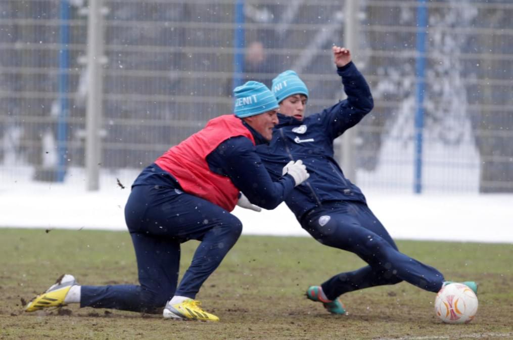 «Зенит»  провел  тренировку в Удельном парке.