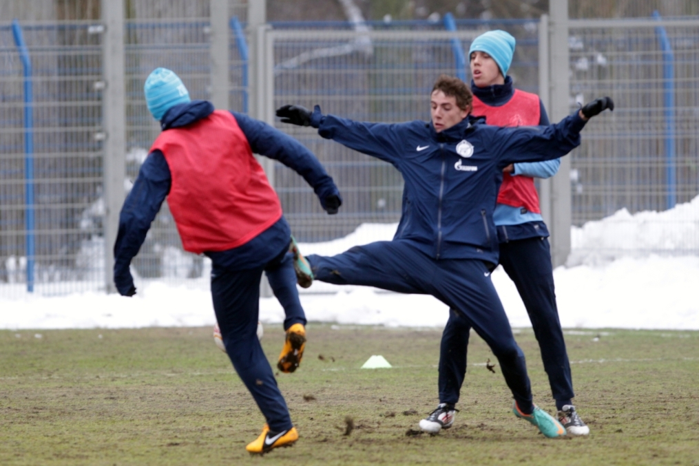 «Зенит»  провел  тренировку в Удельном парке.