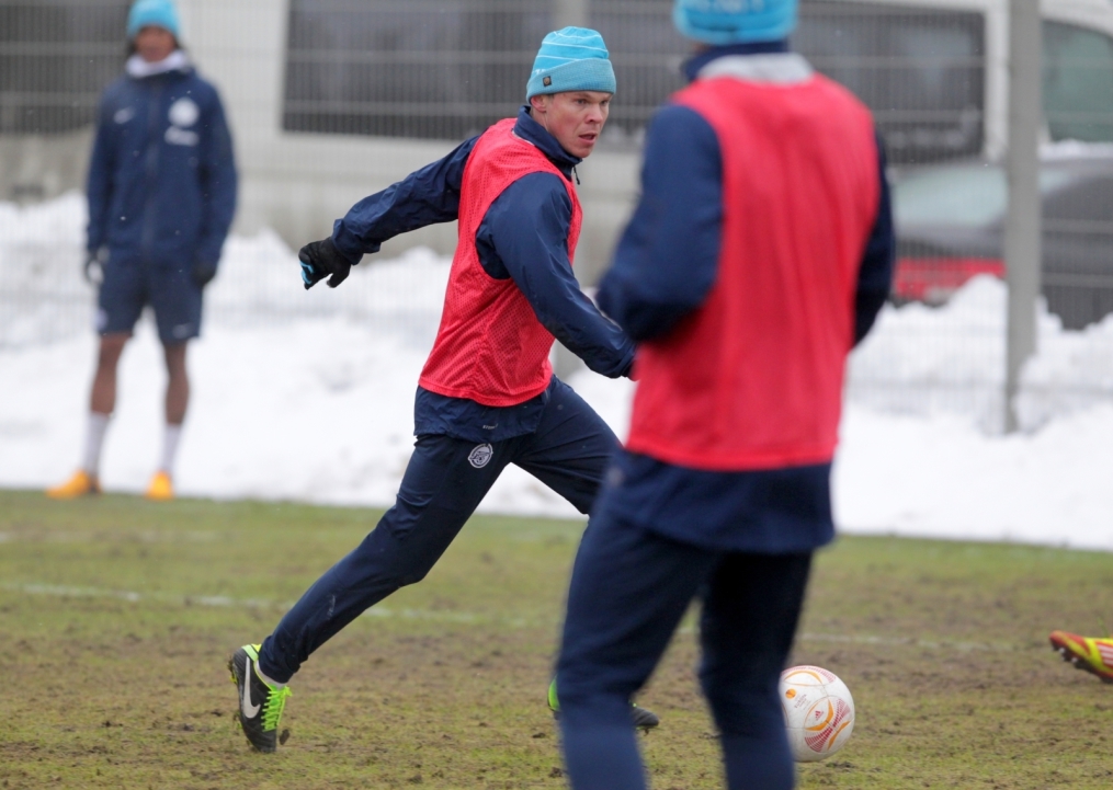 «Зенит»  провел  тренировку в Удельном парке.
