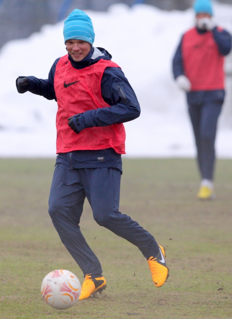 «Зенит»  провел  тренировку в Удельном парке.