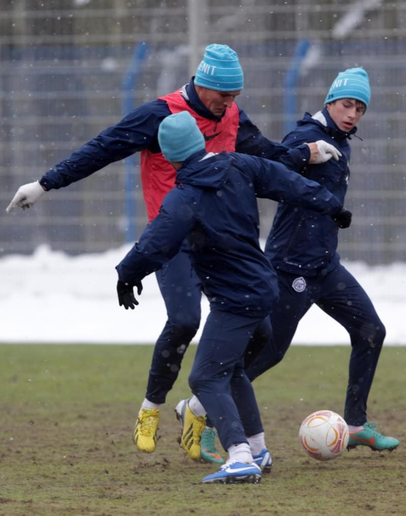 «Зенит»  провел  тренировку в Удельном парке.