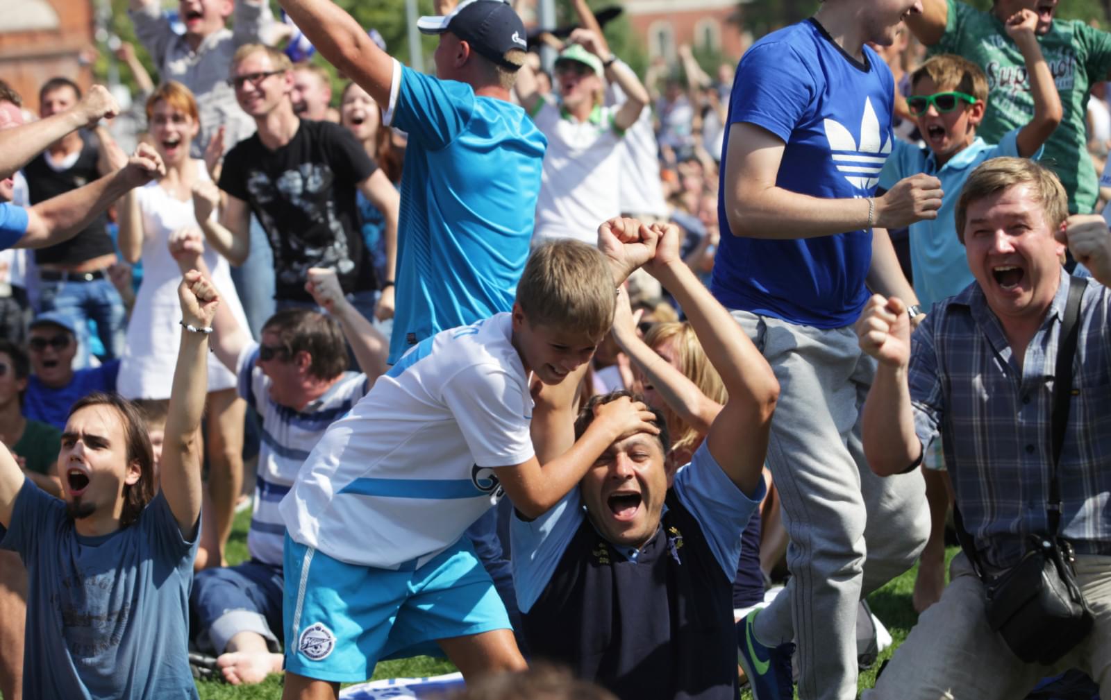 Матч «Волга» — «Зенит» показан в Новой Голландии