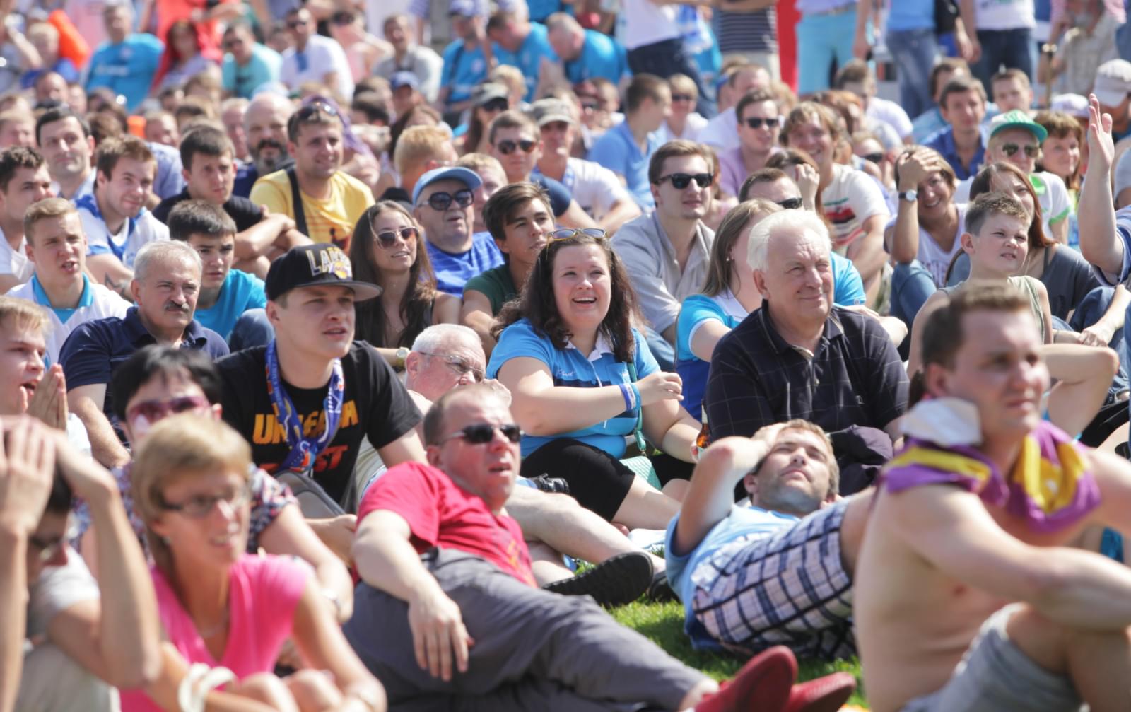 Матч «Волга» — «Зенит» показан в Новой Голландии