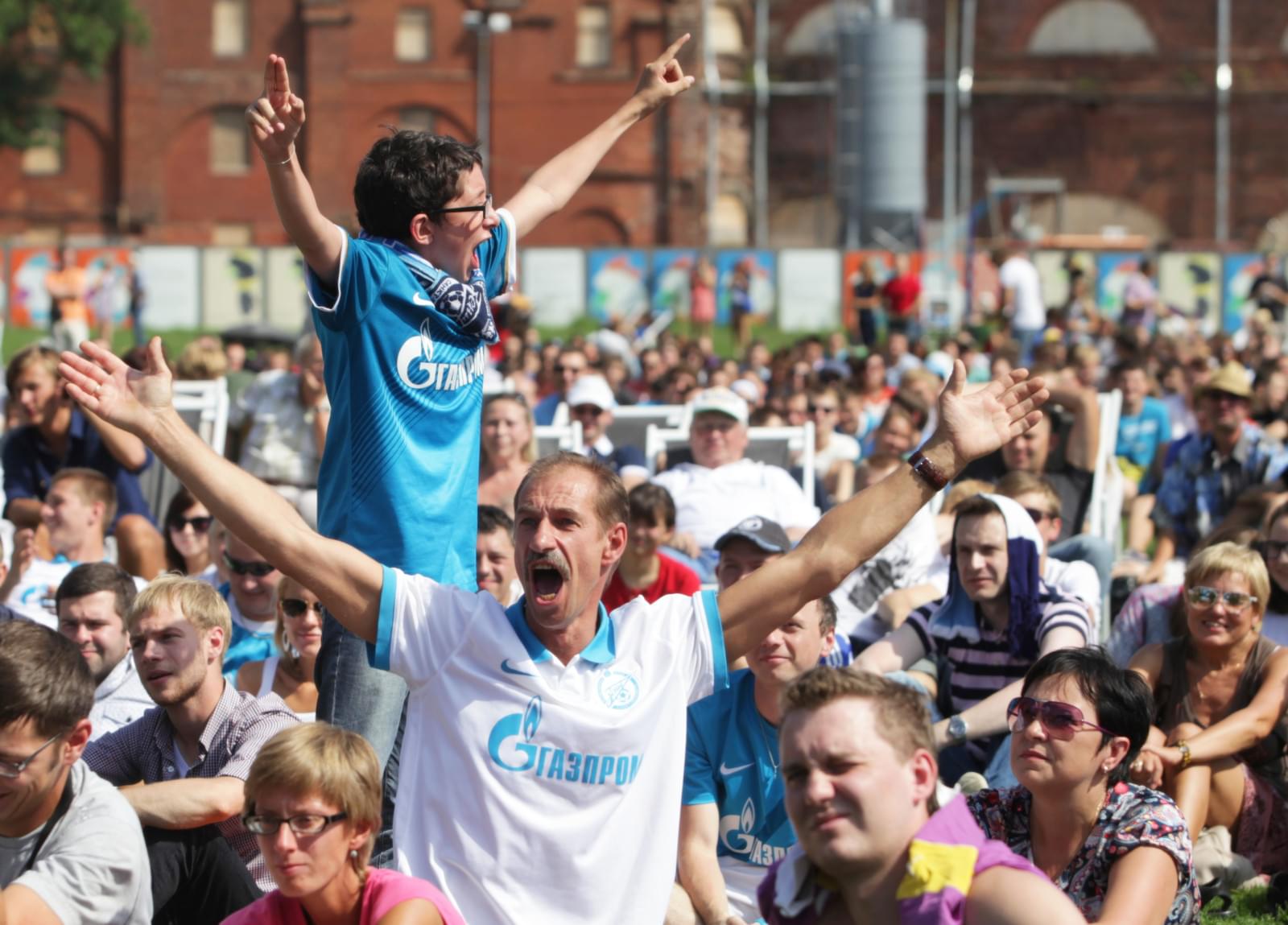 Матч «Волга» — «Зенит» показан в Новой Голландии