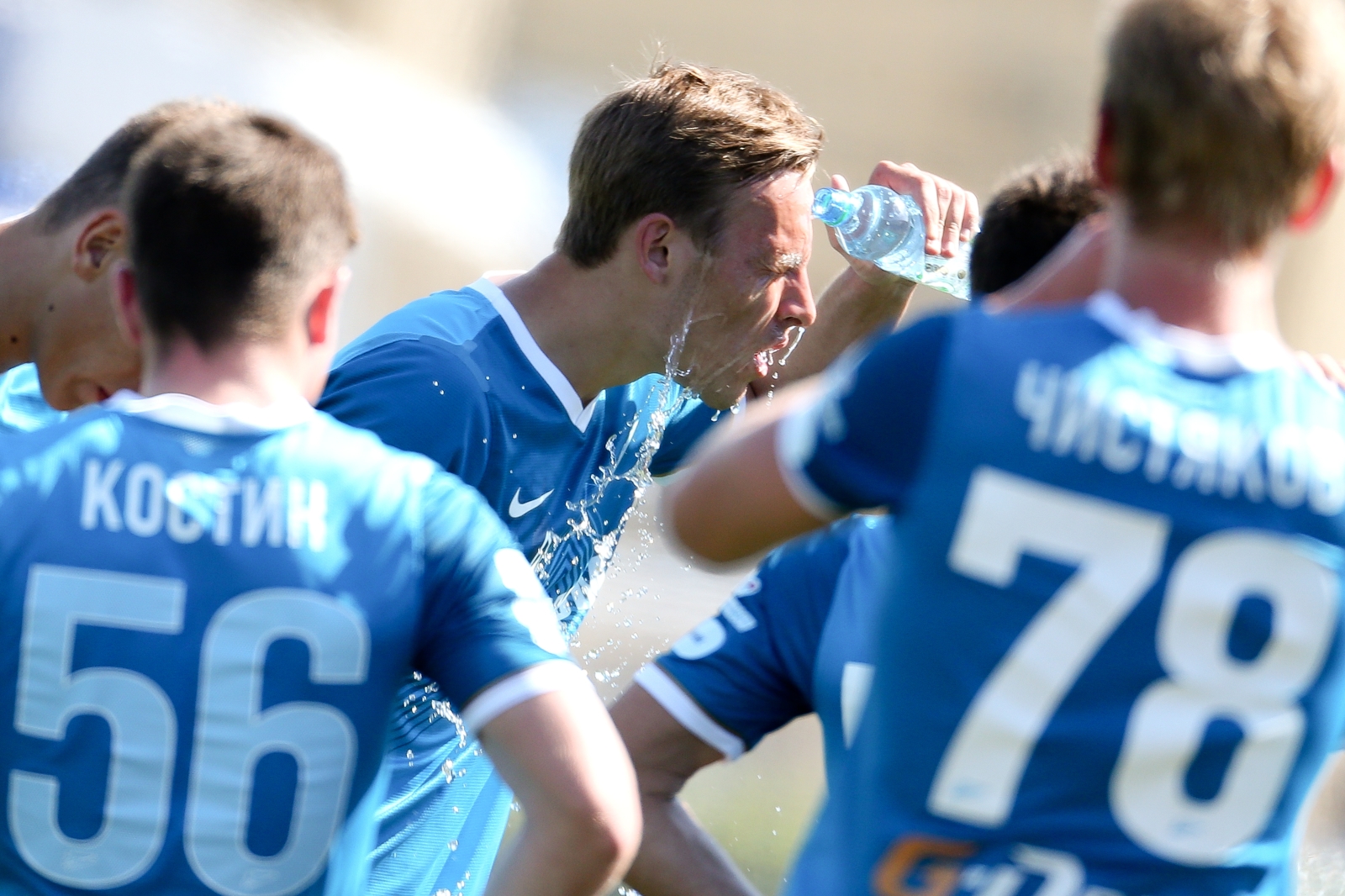 Первенство команд первой футбольной лиги: матч Зенит-2 — Текстильщик