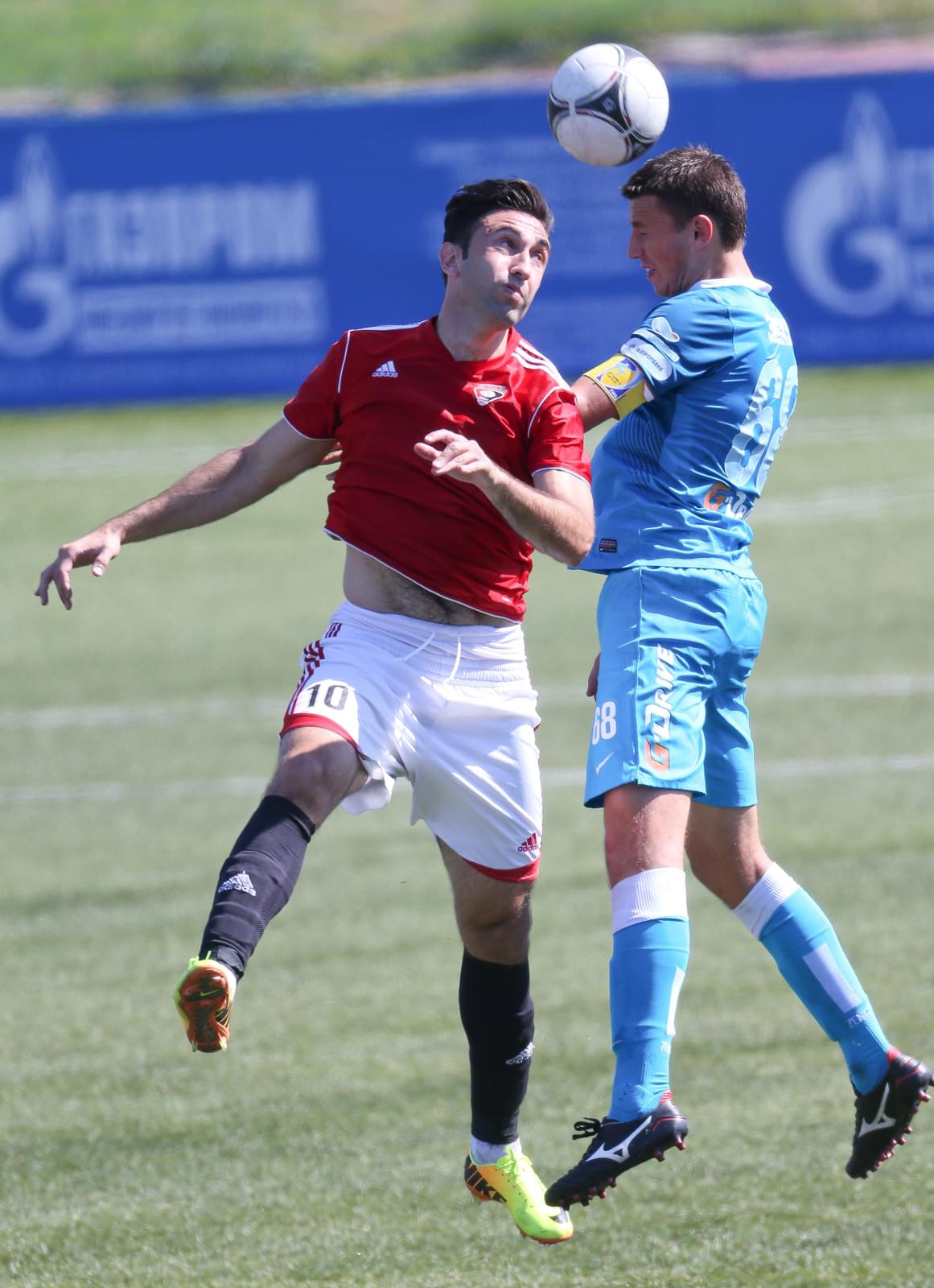 Первенство команд первой футбольной лиги: матч Зенит-2 — Текстильщик