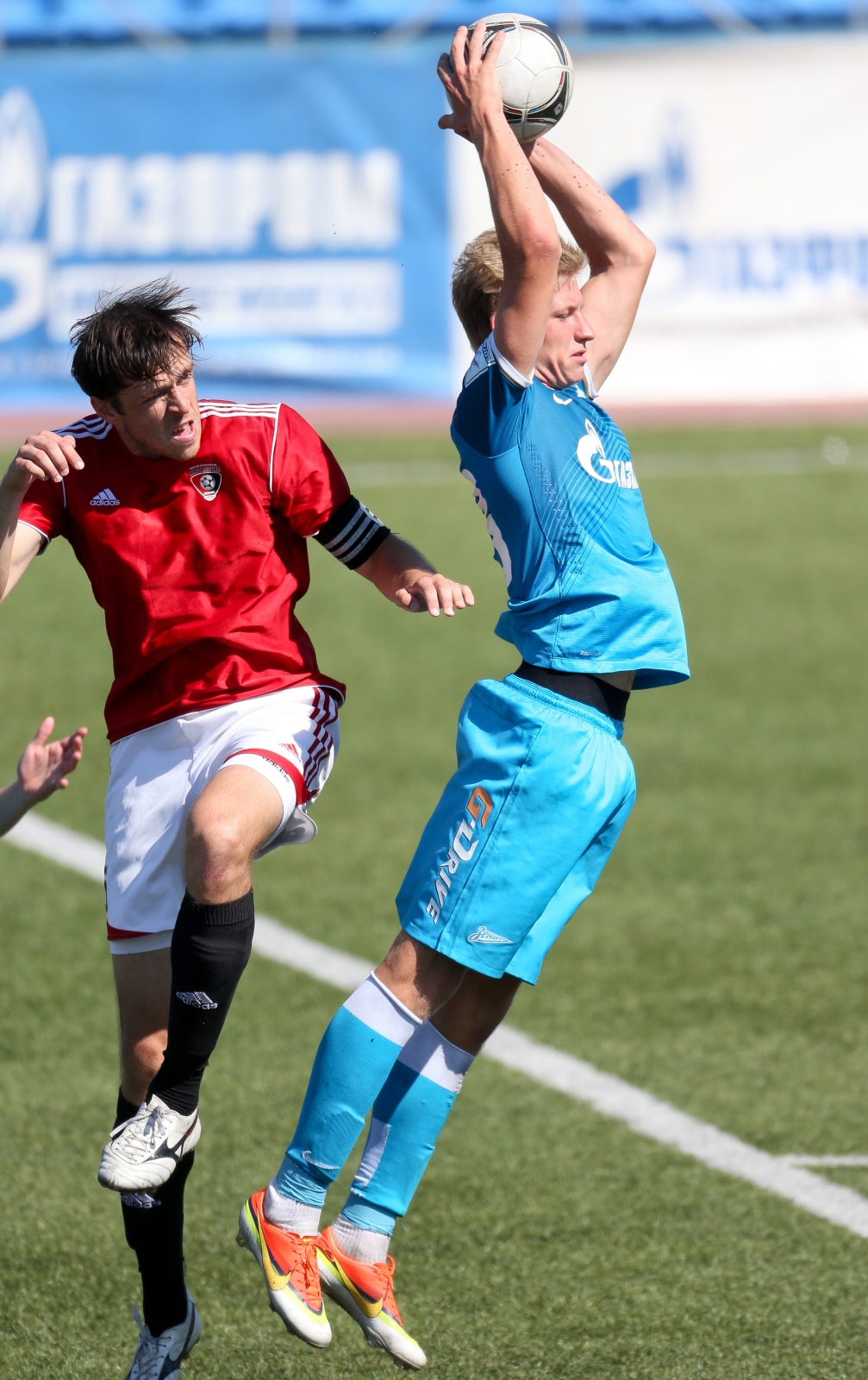 Первенство команд первой футбольной лиги: матч Зенит-2 — Текстильщик