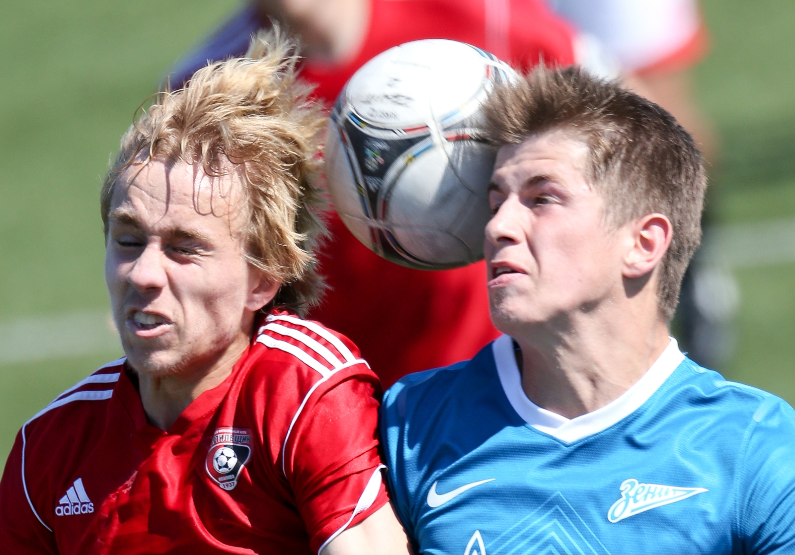 Первенство команд первой футбольной лиги: матч Зенит-2 — Текстильщик