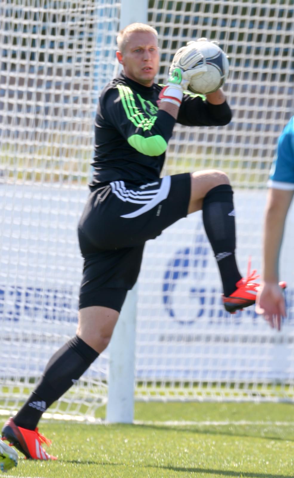 Первенство команд первой футбольной лиги: матч Зенит-2 — Текстильщик