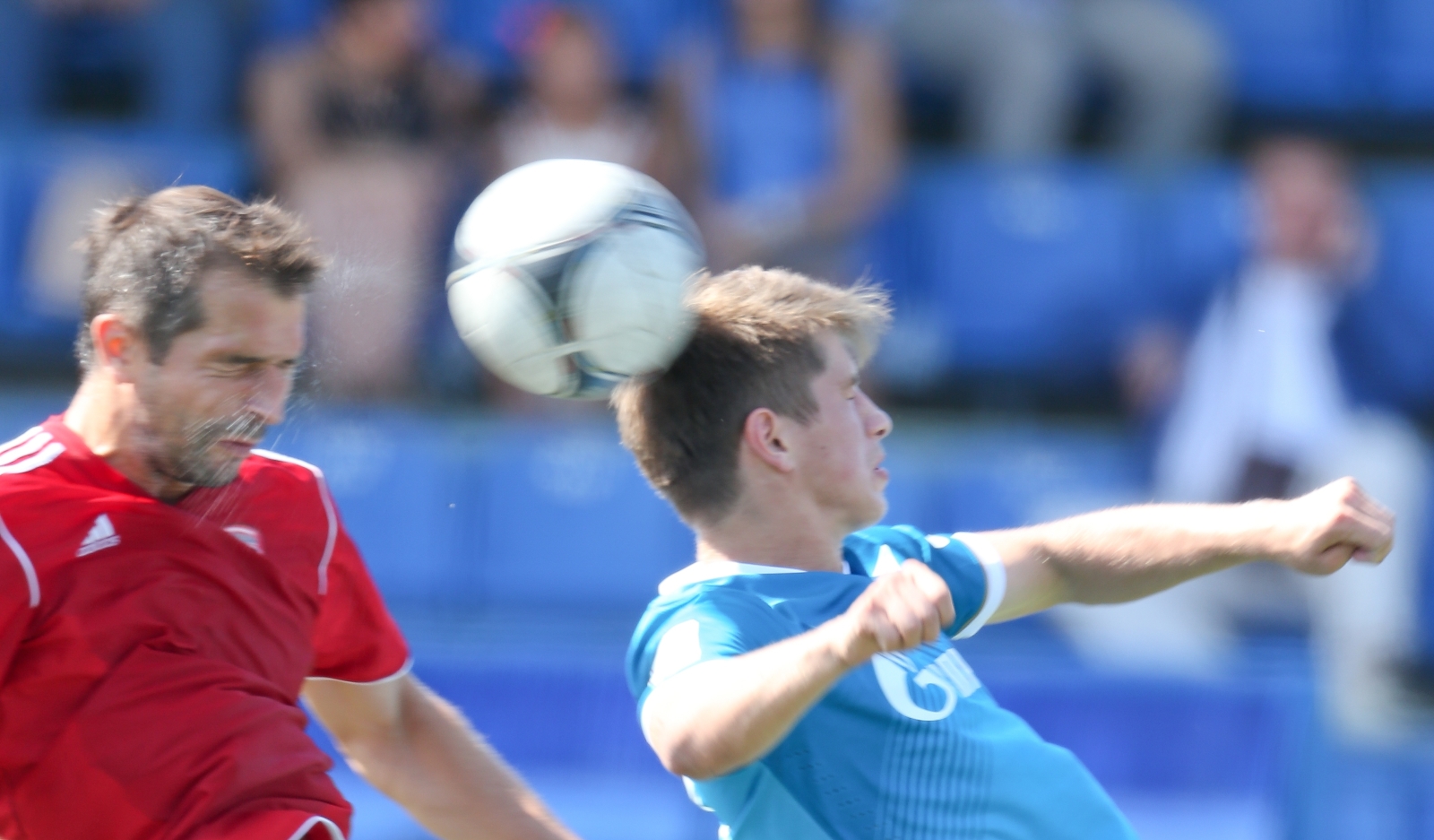 Первенство команд первой футбольной лиги: матч Зенит-2 — Текстильщик