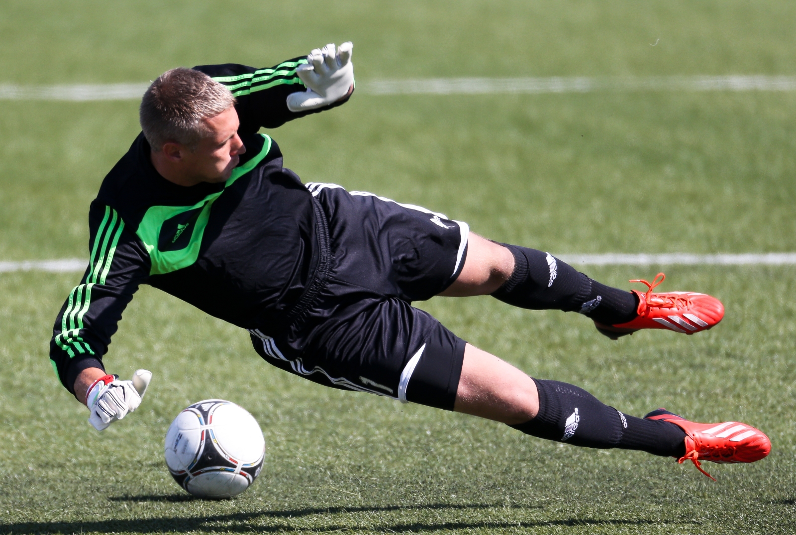 Первенство команд первой футбольной лиги: матч Зенит-2 — Текстильщик