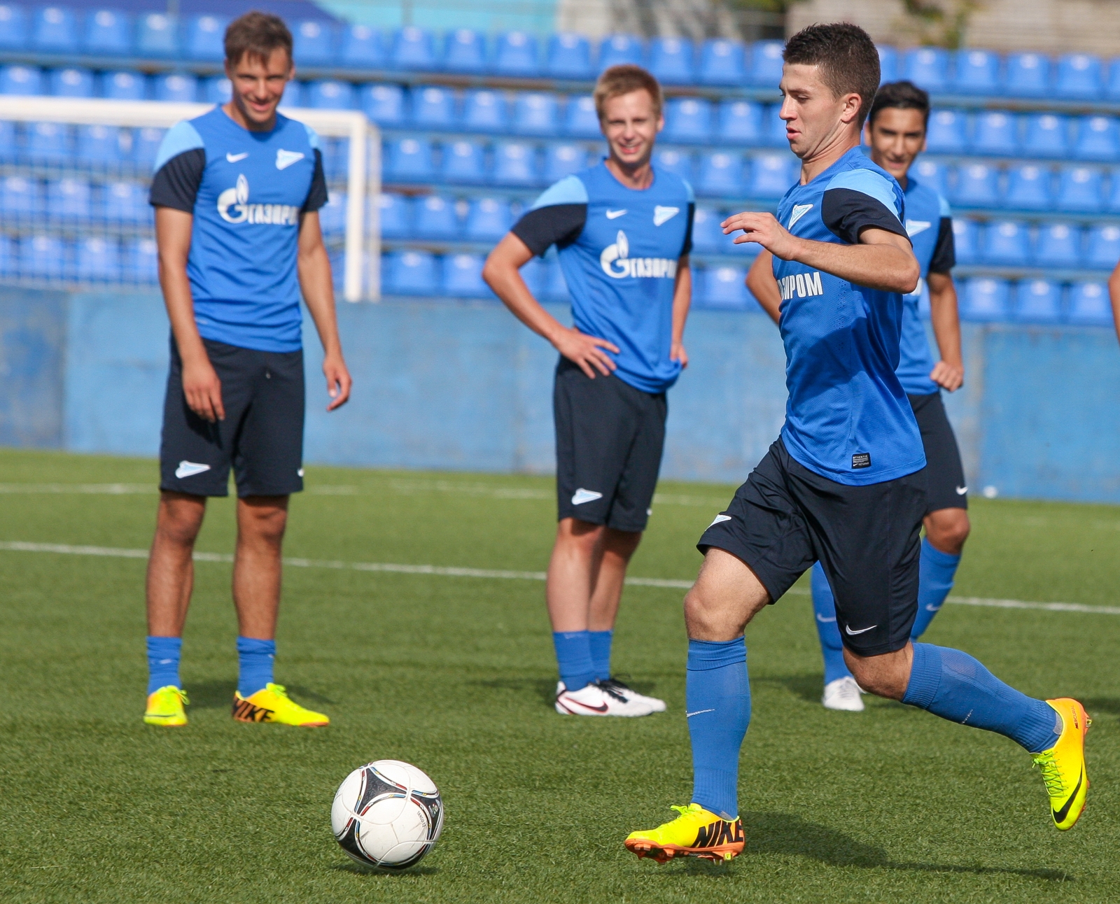 Тренировка «Зенит-2» перед игрой с ФК  «Химки»