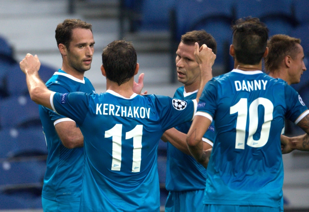 Лига чемпионов УЕФА 2013/2014, «Пасуш де Феррейра» — «Зенит».