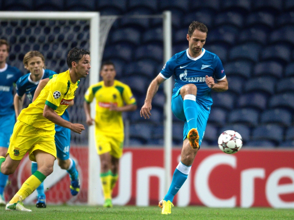 Лига чемпионов УЕФА 2013/2014, «Пасуш де Феррейра» — «Зенит».