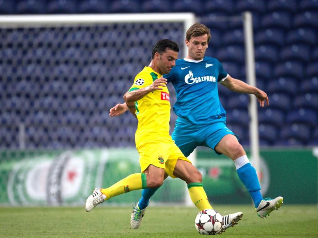 Лига чемпионов УЕФА 2013/2014, «Пасуш де Феррейра» — «Зенит».