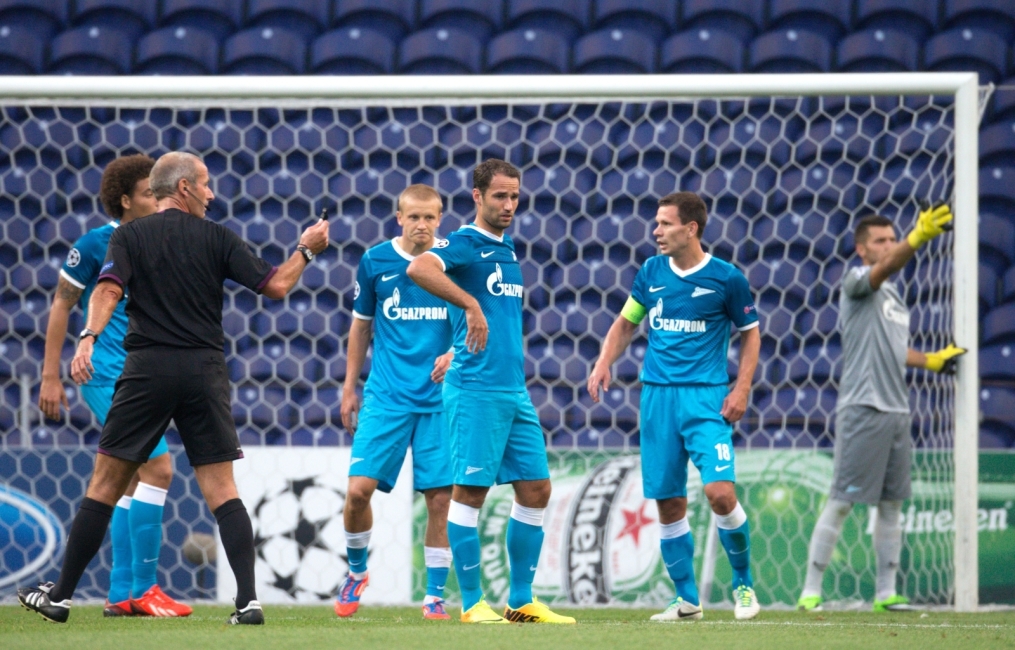 Лига чемпионов УЕФА 2013/2014, «Пасуш де Феррейра» — «Зенит».