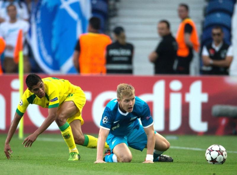 Лига чемпионов УЕФА 2013/2014, «Пасуш де Феррейра» — «Зенит».