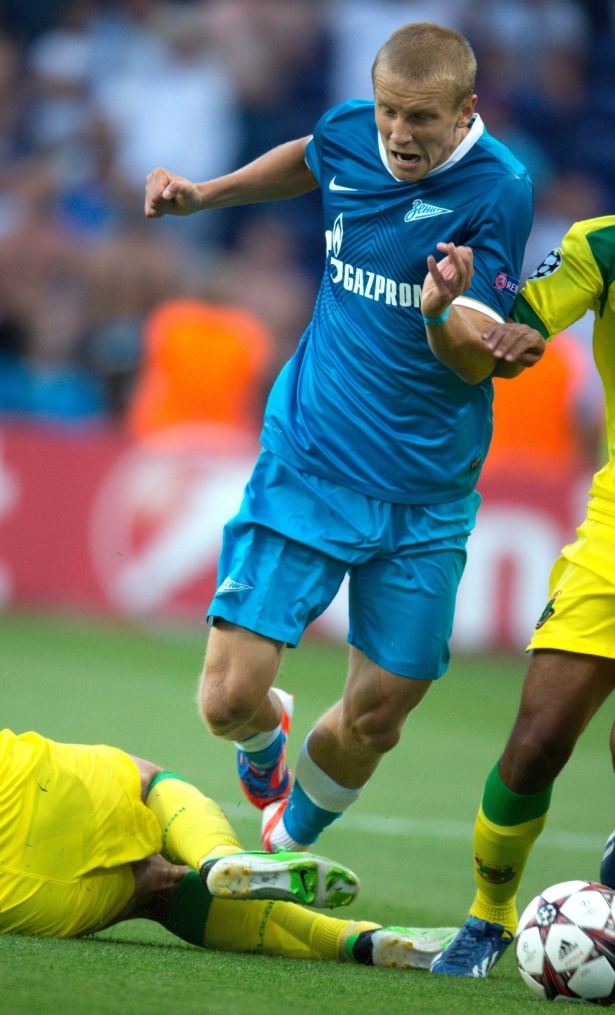 Лига чемпионов УЕФА 2013/2014, «Пасуш де Феррейра» — «Зенит».