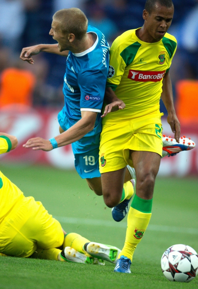 Лига чемпионов УЕФА 2013/2014, «Пасуш де Феррейра» — «Зенит».