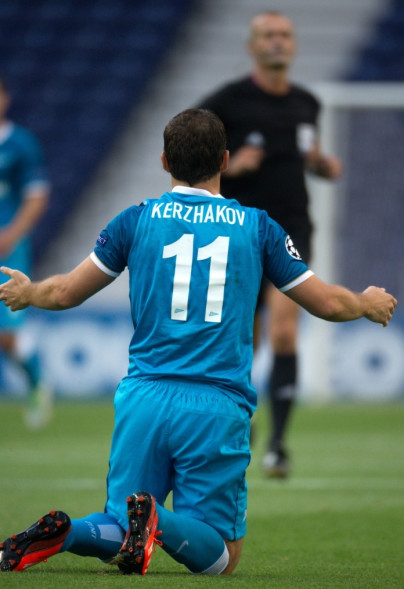 Лига чемпионов УЕФА 2013/2014, «Пасуш де Феррейра» — «Зенит».